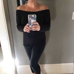 BB Dakota off shoulder black top
